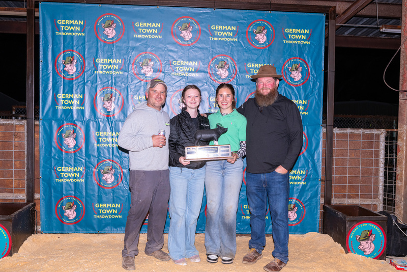 25GTT- RingBBackdrops-6693.jpg