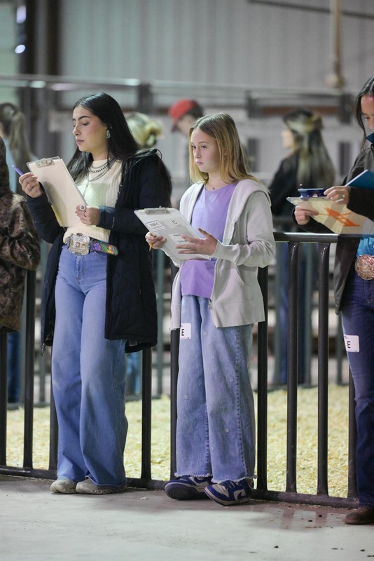 26GS-LivestockJudging-9364.jpg