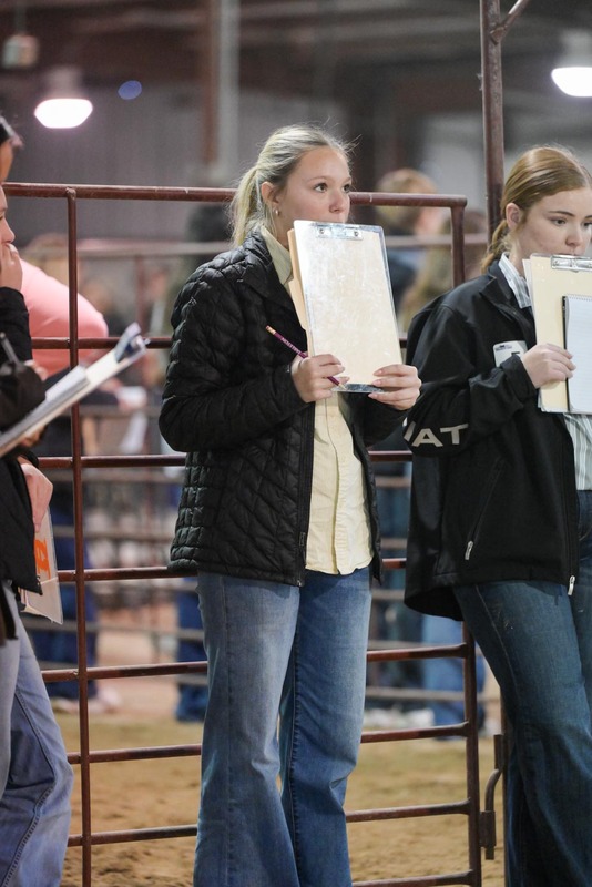 26GS-LivestockJudging-9755.jpg