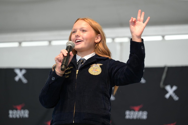 26RA- PublicSpeakingHS-6409.jpg