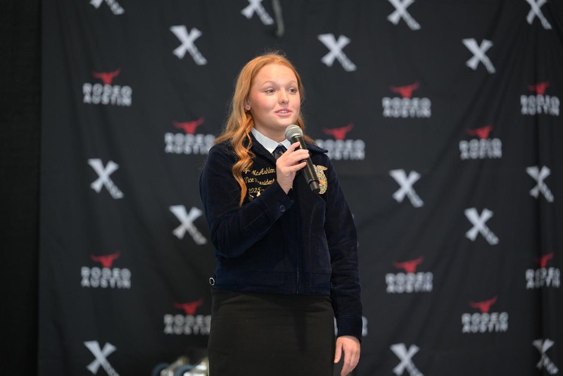 26RA- PublicSpeakingHS-6424.jpg