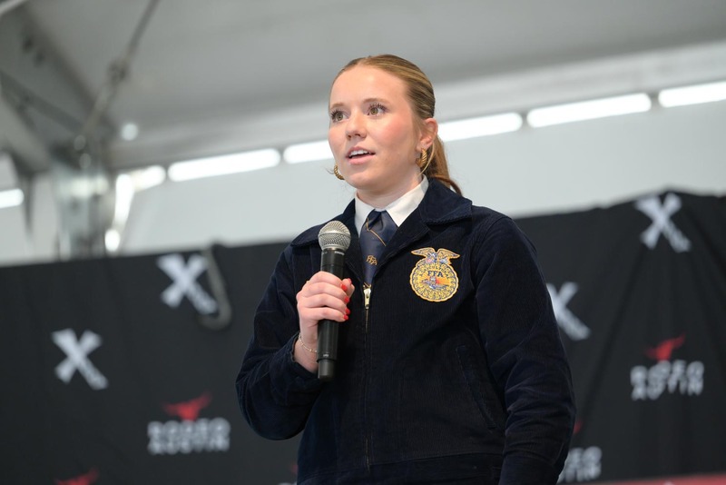 26RA- PublicSpeakingHS-6438.jpg