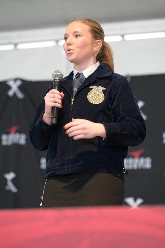 26RA- PublicSpeakingHS-6445.jpg