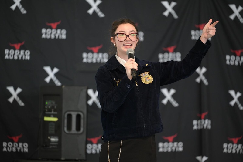 26RA- PublicSpeakingHS-6466.jpg