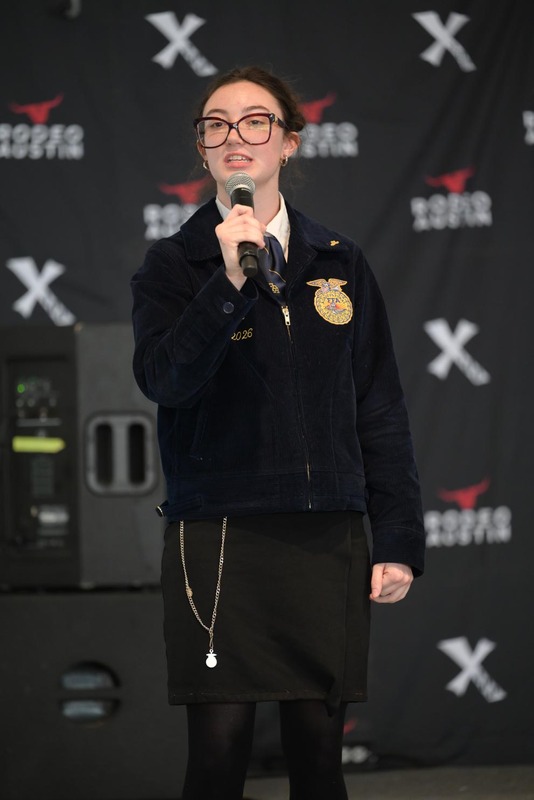 26RA- PublicSpeakingHS-6470.jpg