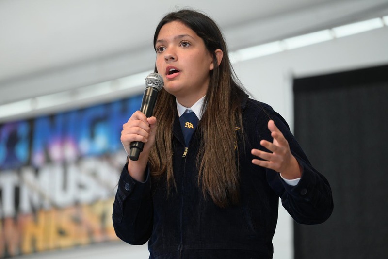 26RA- PublicSpeakingHS-6535.jpg