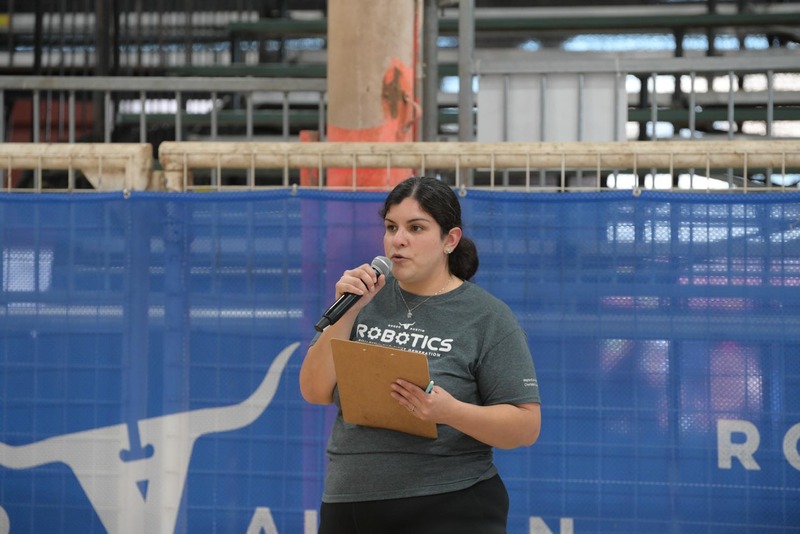 26RA- RoboticsAwardsHS-3433.jpg