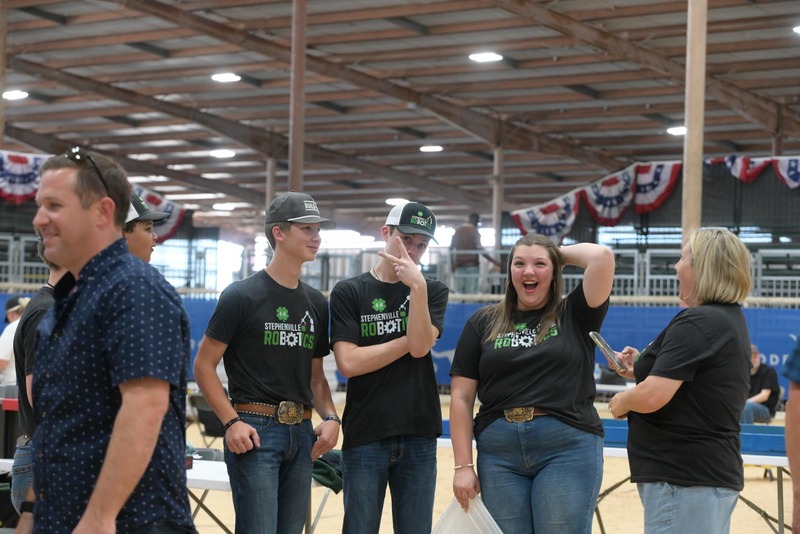 26RA- RoboticsAwardsHS-3465.jpg