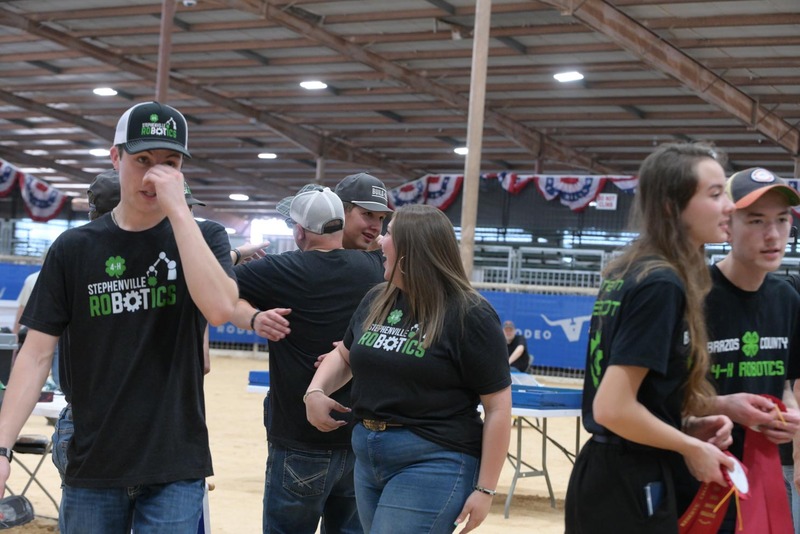 26RA- RoboticsAwardsHS-3466.jpg