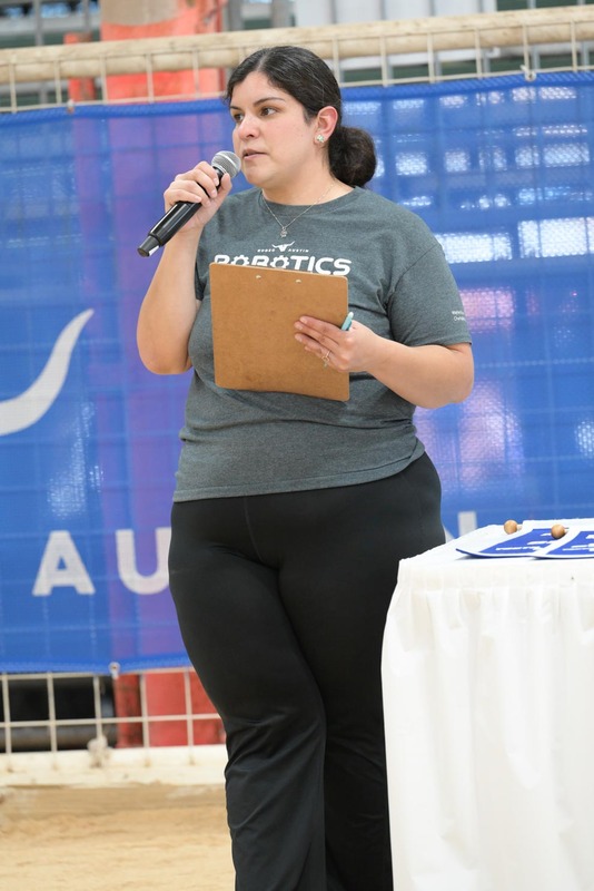 26RA- RoboticsAwardsHS-4904.jpg