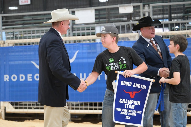 26RA- RoboticsAwardsHS-4929(1).jpg