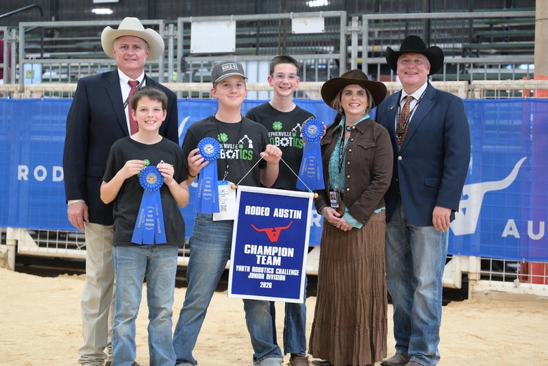 26RA- RoboticsAwardsHS-4930(1).jpg