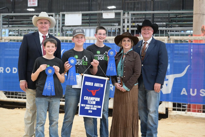 26RA- RoboticsAwardsHS-4934(1).jpg