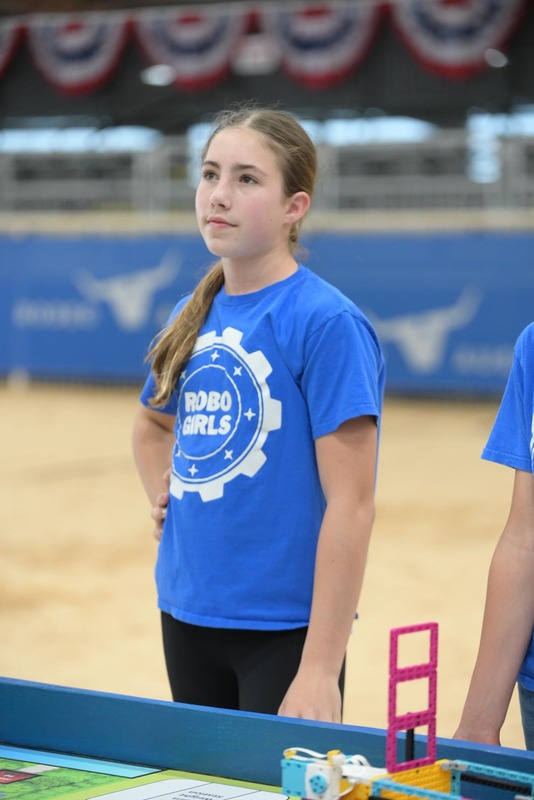 26RA- RoboticsFinalsHS-3325.jpg