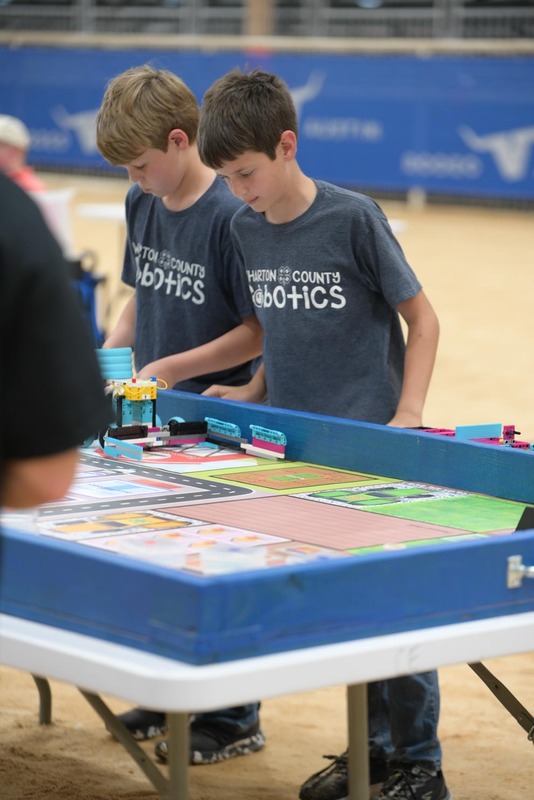 26RA- RoboticsFinalsHS-3343.jpg