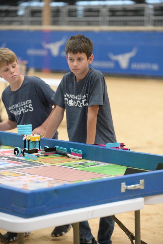 26RA- RoboticsFinalsHS-3344.jpg