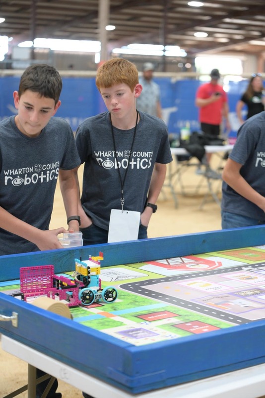 26RA- RoboticsFinalsHS-3347.jpg