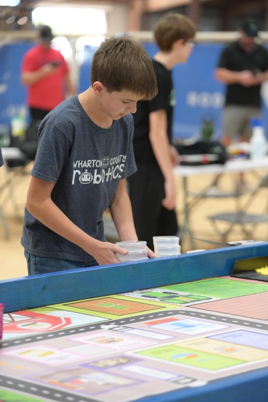 26RA- RoboticsFinalsHS-3349.jpg