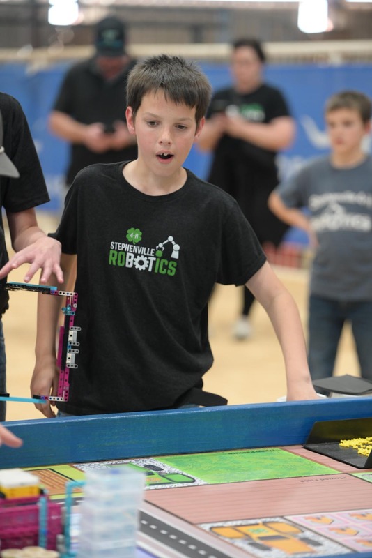 26RA- RoboticsFinalsHS-3352.jpg