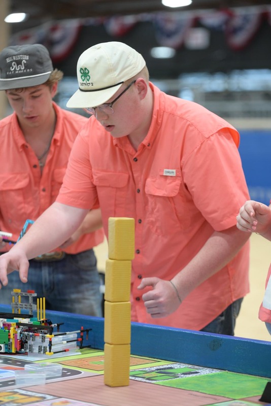 26RA- RoboticsFinalsHS-3368.jpg