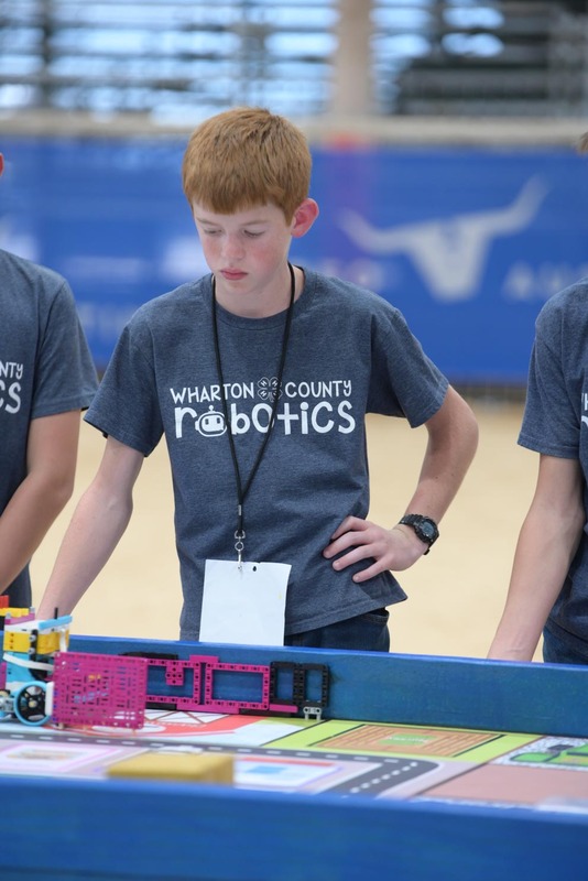 26RA- RoboticsFinalsHS-3379.jpg