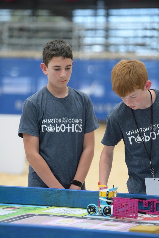 26RA- RoboticsFinalsHS-3380.jpg