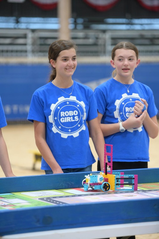 26RA- RoboticsFinalsHS-3387.jpg