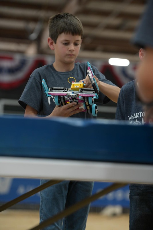 26RA- RoboticsFinalsHS-3398.jpg