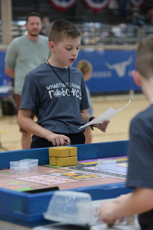 26RA- RoboticsFinalsHS-3403.jpg