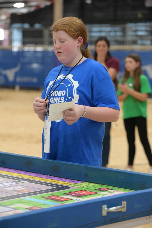 26RA- RoboticsFinalsHS-3416.jpg