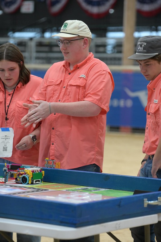 26RA- RoboticsFinalsHS-3417.jpg