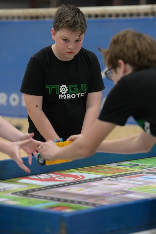 26RA- RoboticsFinalsHS-3422.jpg