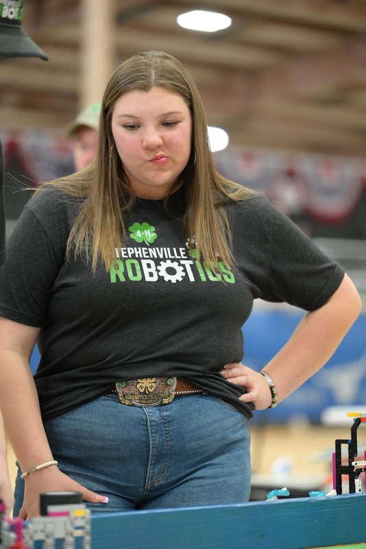 26RA- RoboticsFinalsHS-4870.jpg