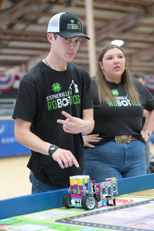 26RA- RoboticsFinalsHS-4892.jpg