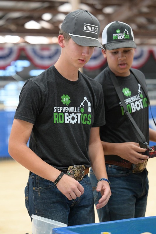 26RA- RoboticsFinalsHS-4895.jpg