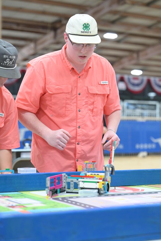 26RA- RoboticsFinalsHS-4898.jpg