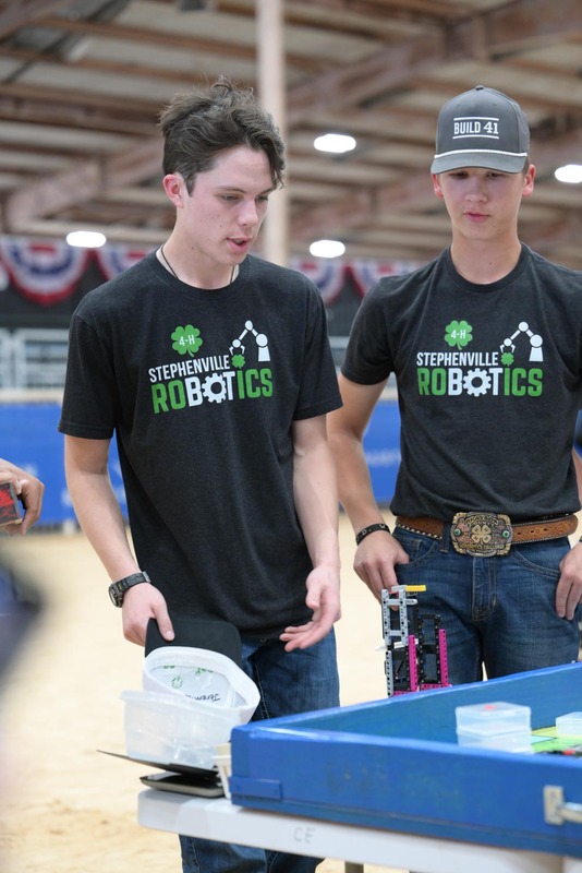 26RA- RoboticsFinalsHS-4901.jpg