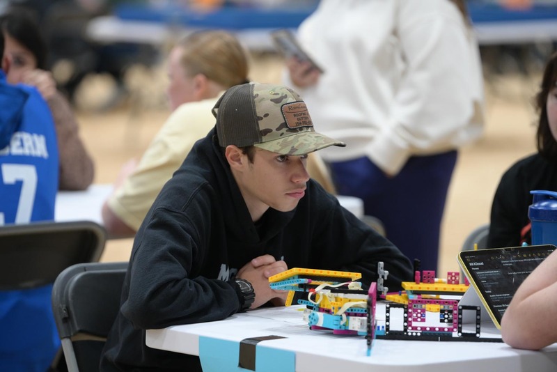 26RA- RoboticsPrelimHS-2729.jpg