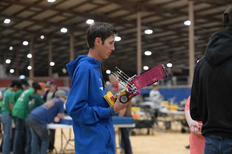 26RA- RoboticsPrelimHS-2776.jpg