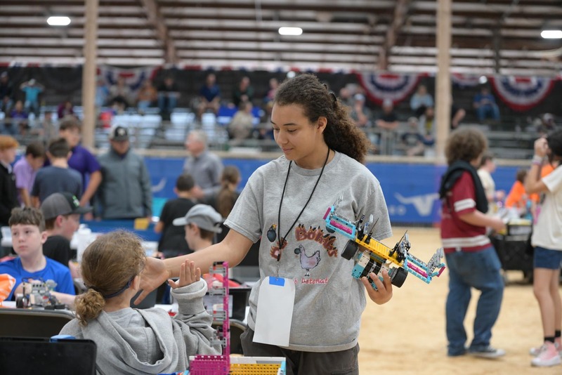 26RA- RoboticsPrelimHS-2867.jpg