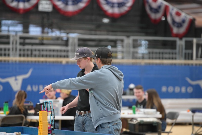 26RA- RoboticsPrelimHS-3029.jpg