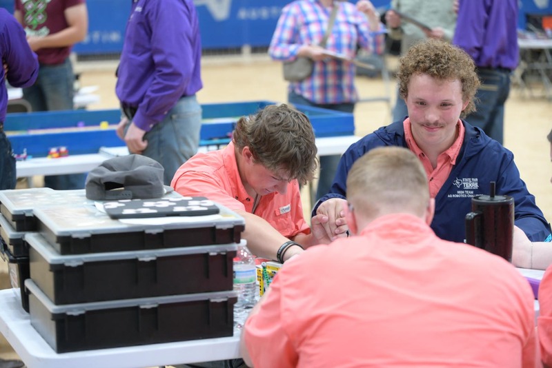 26RA- RoboticsPrelimHS-3061.jpg