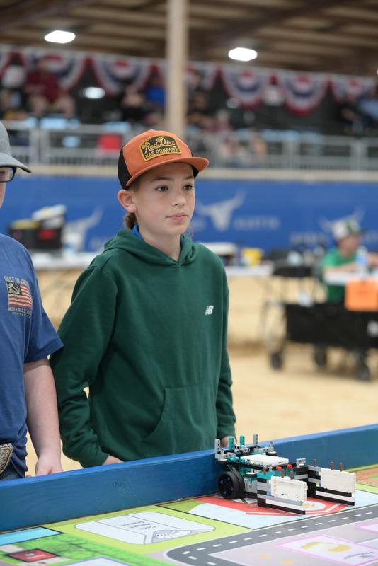 26RA- RoboticsPrelimHS-3166.jpg