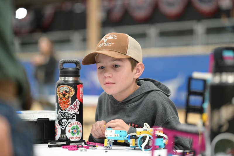 26RA- RoboticsPrelimHS-4540.jpg