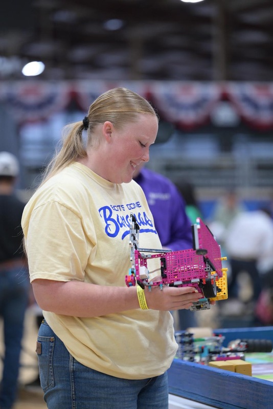 26RA- RoboticsPrelimHS-4548.jpg