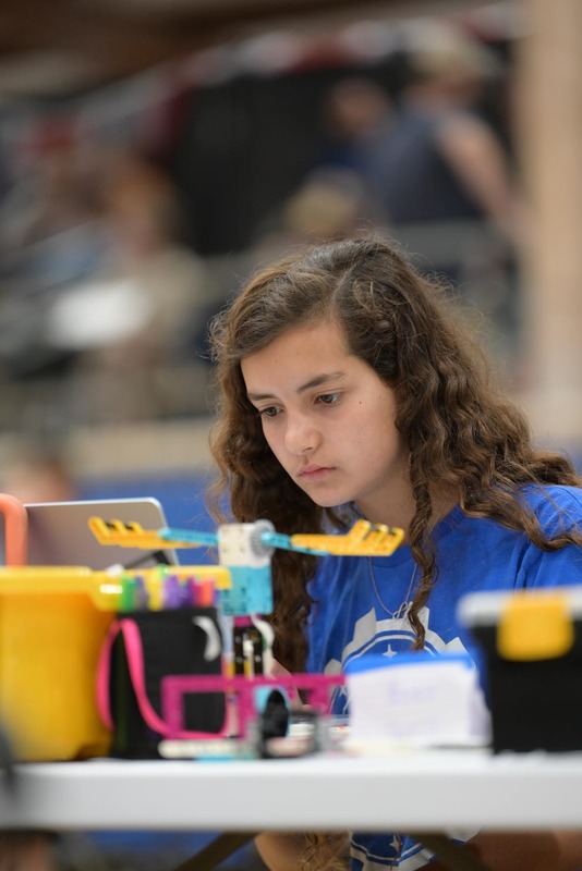 26RA- RoboticsPrelimHS-4550.jpg