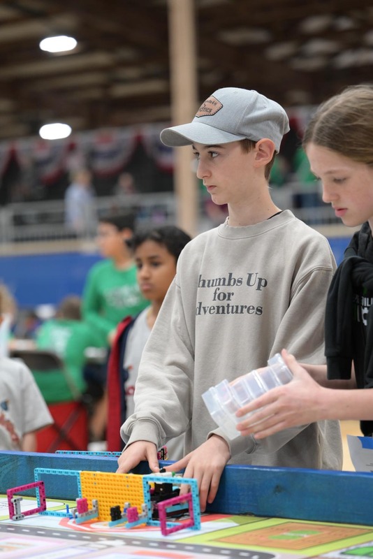 26RA- RoboticsPrelimHS-4559.jpg