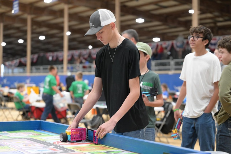 26RA- RoboticsPrelimHS-4564.jpg
