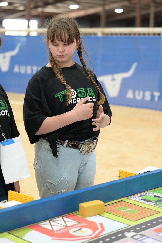 26RA- RoboticsPrelimHS-4814.jpg