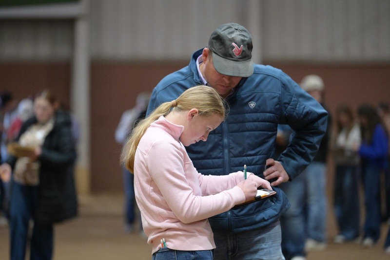 26SA-LivestockJudging-0412.jpg